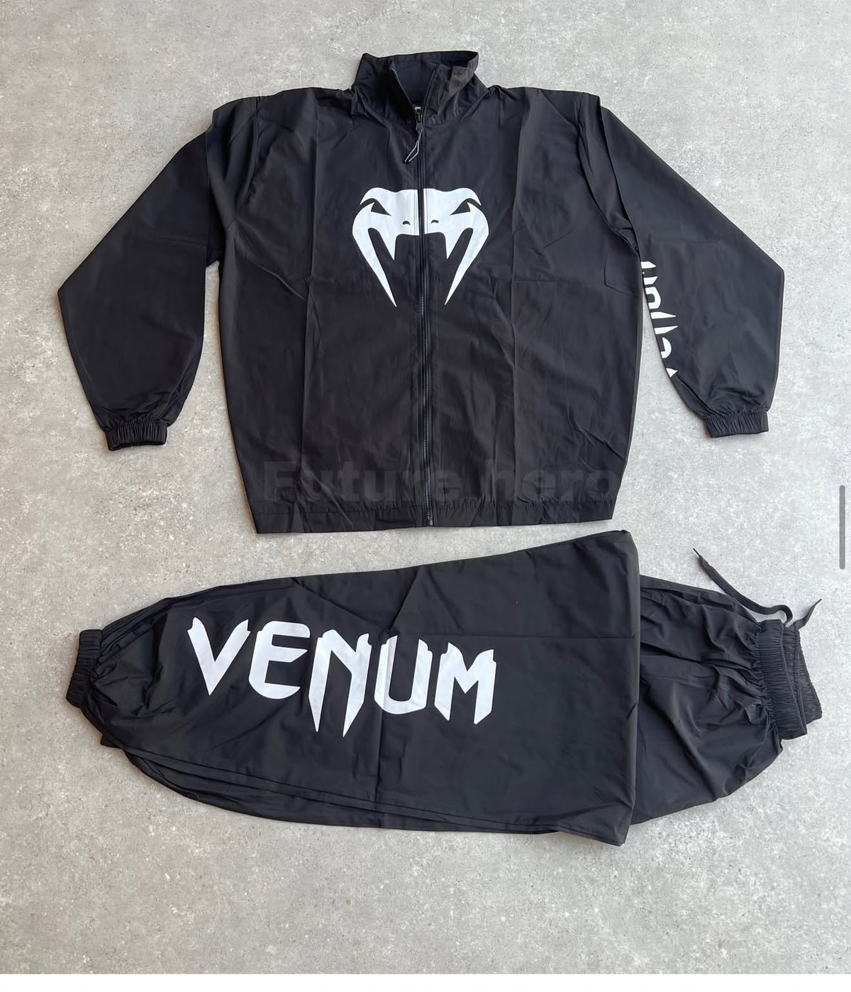 Sauna suit
